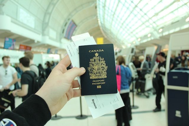 tourist visa application processing time canada